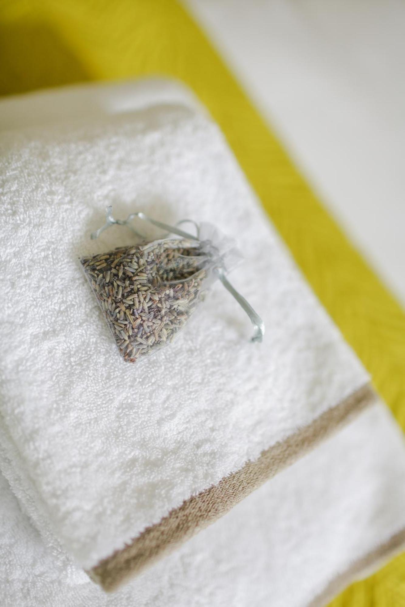 Grays Boutique B&B Бат Стая снимка A sachet of lavender