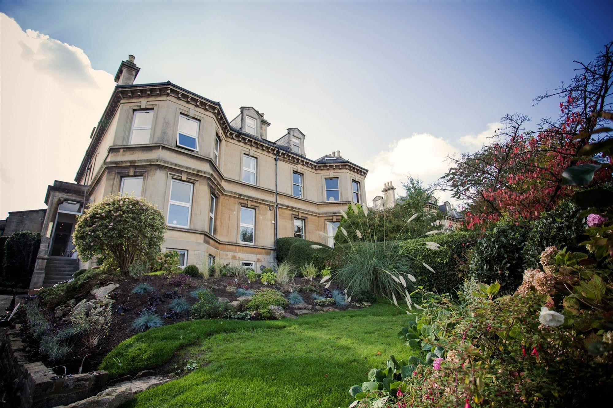 Grays Boutique B&B Бат Екстериор снимка The Royal Society