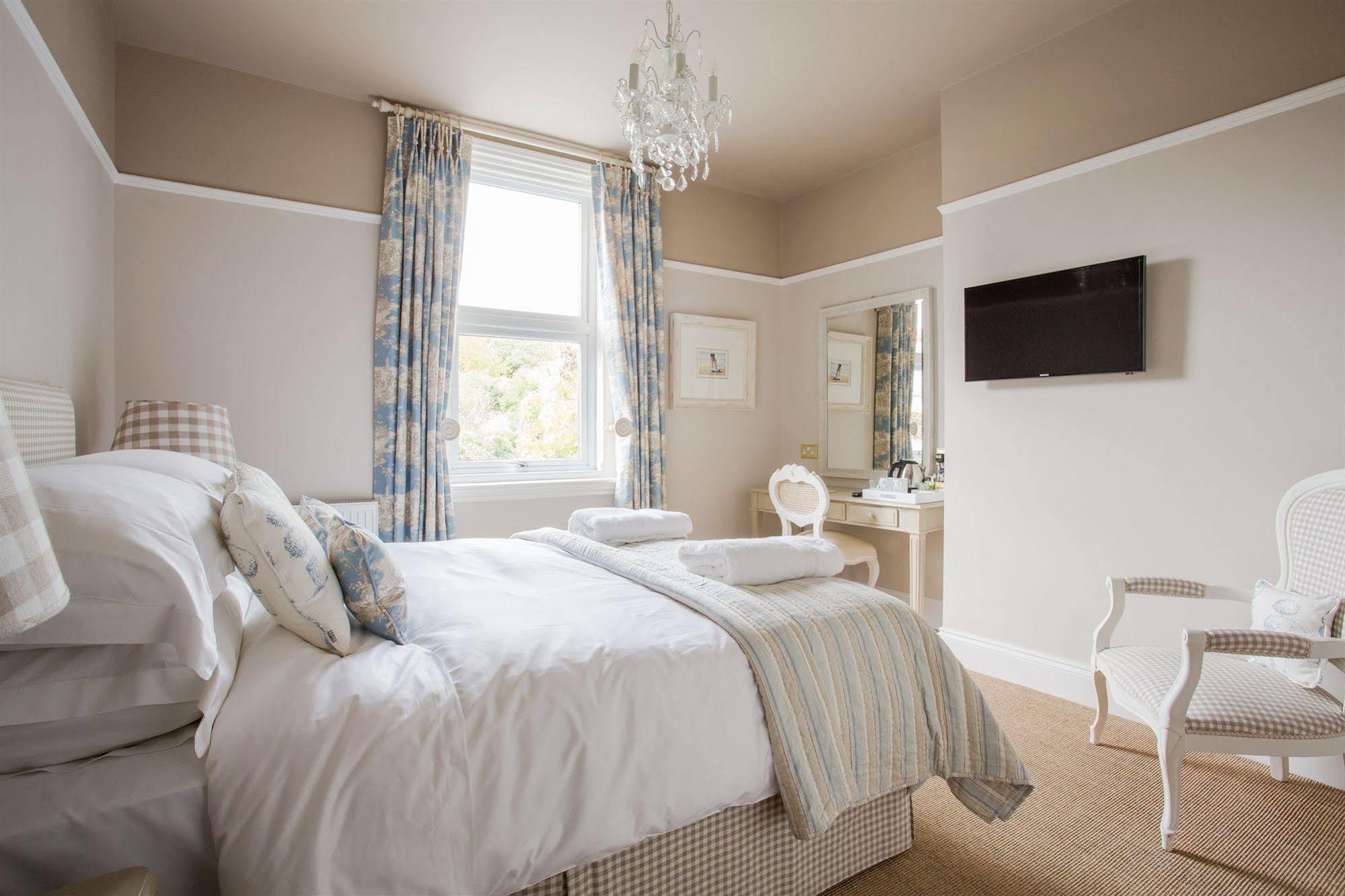 Grays Boutique B&B Бат Екстериор снимка A bedroom at the hotel