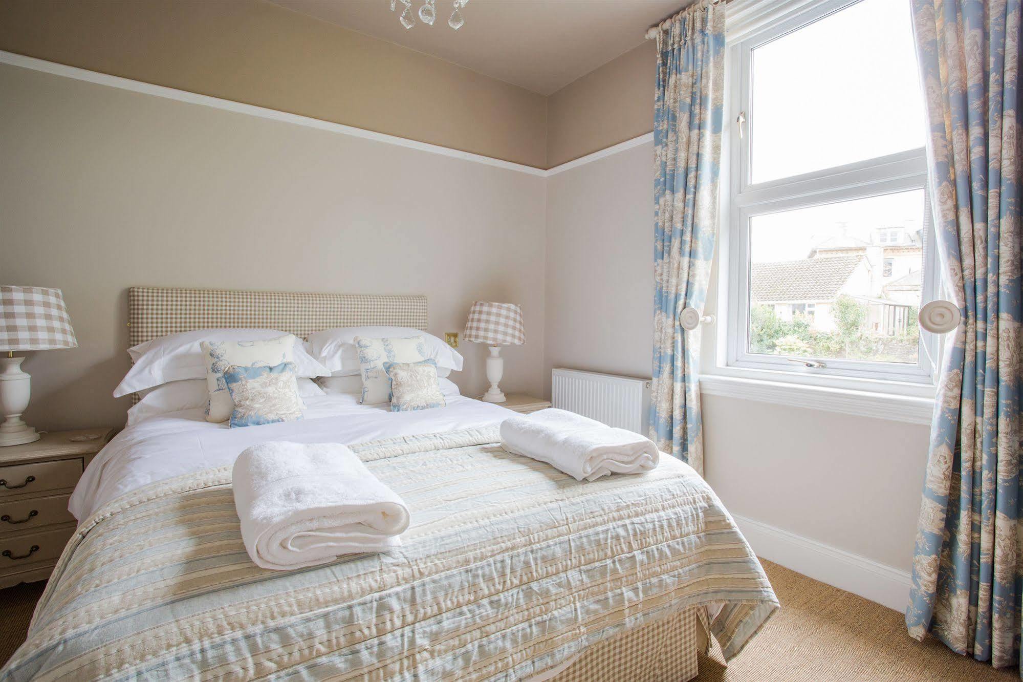 Grays Boutique B&B Бат Екстериор снимка A bedroom at the hotel